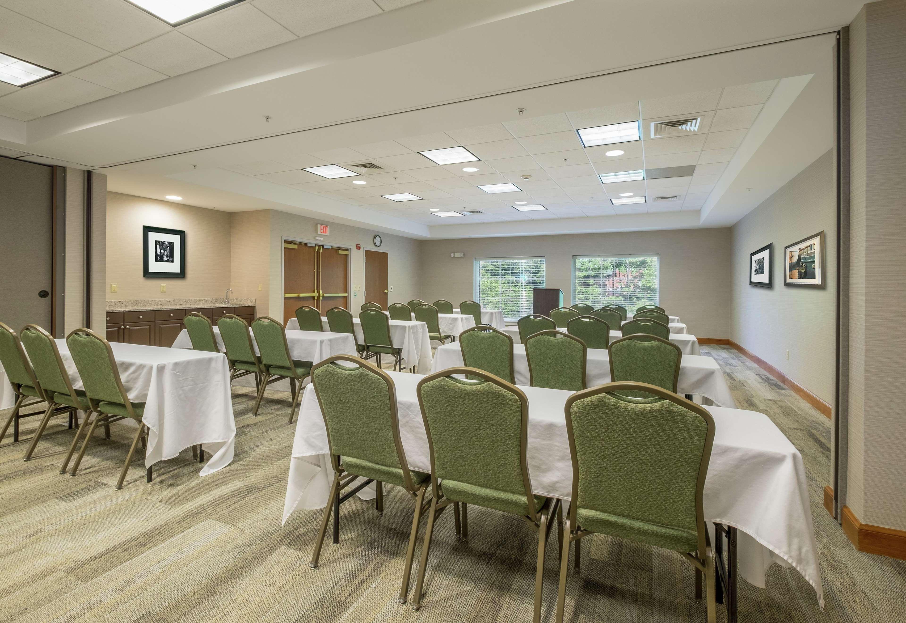 Hampton Inn Waterville Exterior foto